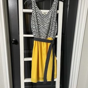 COPY - Women's L Ya yellow, black and white dress.
